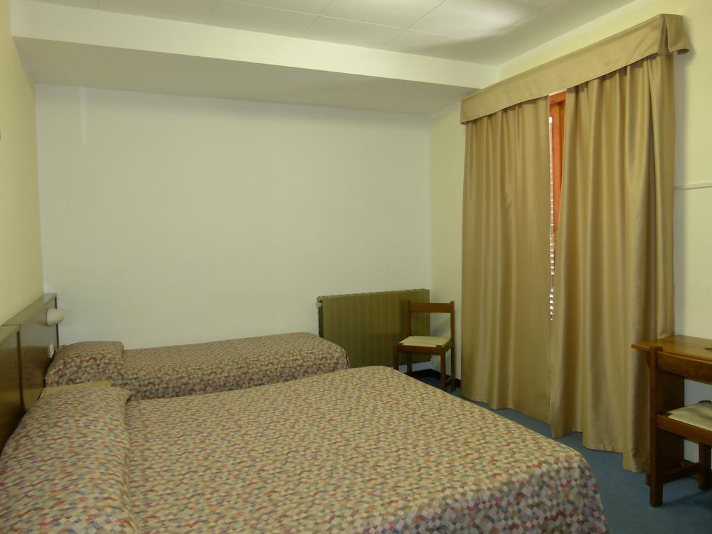 Hotel Cursula Cascia Chambre photo