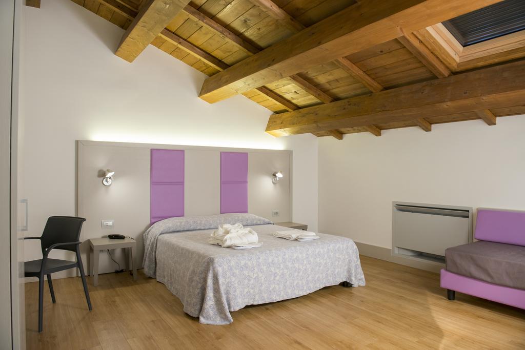 Hotel Cursula Cascia Extérieur photo